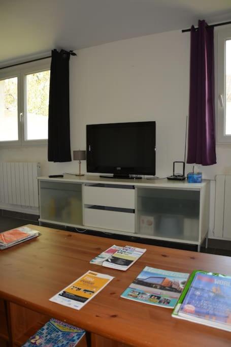 Grand Studio Independant Avec Jardin Goussainville  Kültér fotó